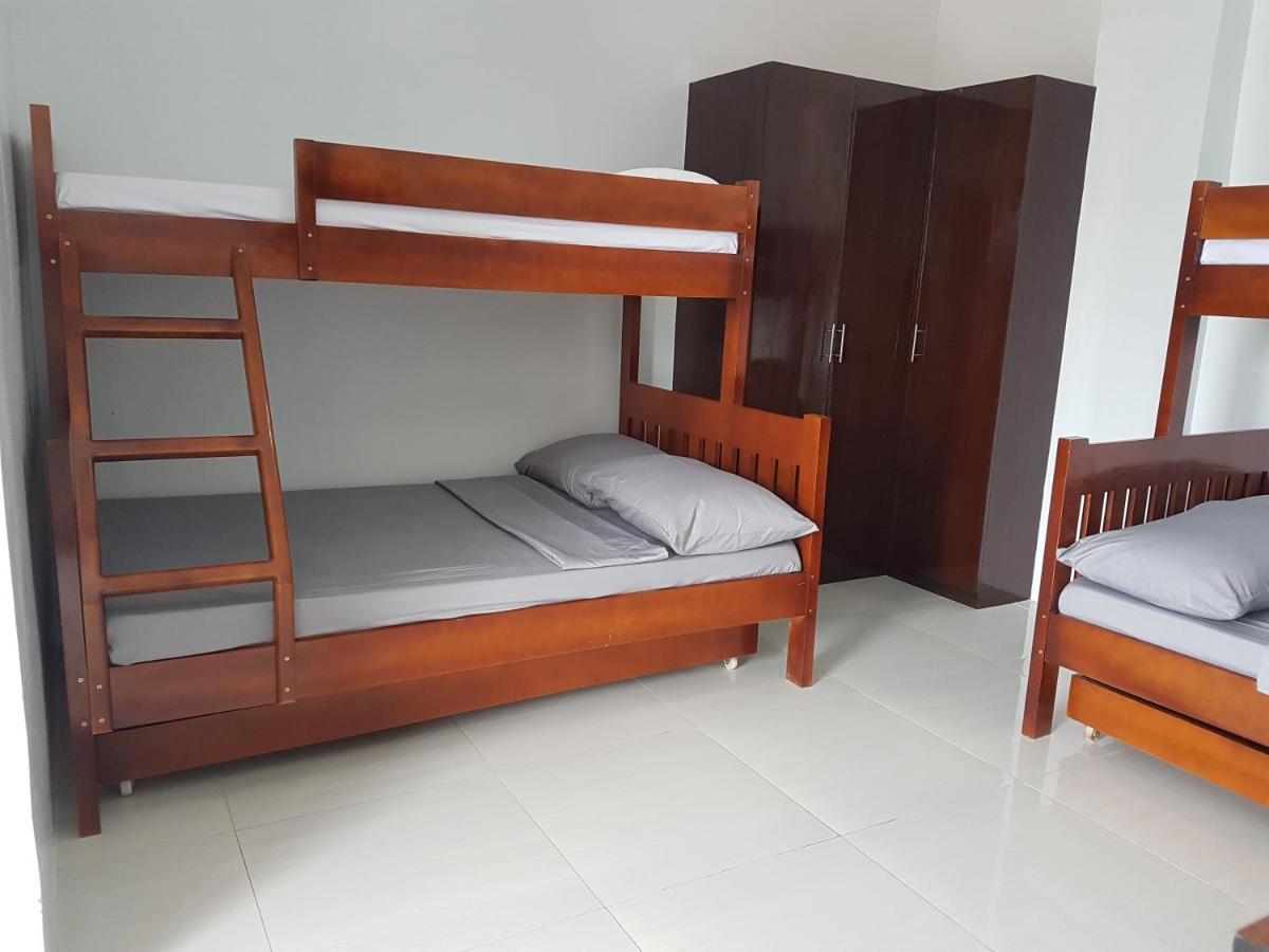 Lufian Dormitel Hostel Dumaguete City Buitenkant foto