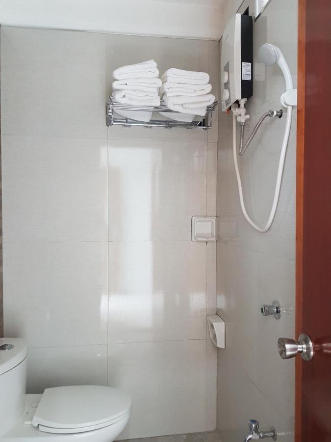 Lufian Dormitel Hostel Dumaguete City Buitenkant foto
