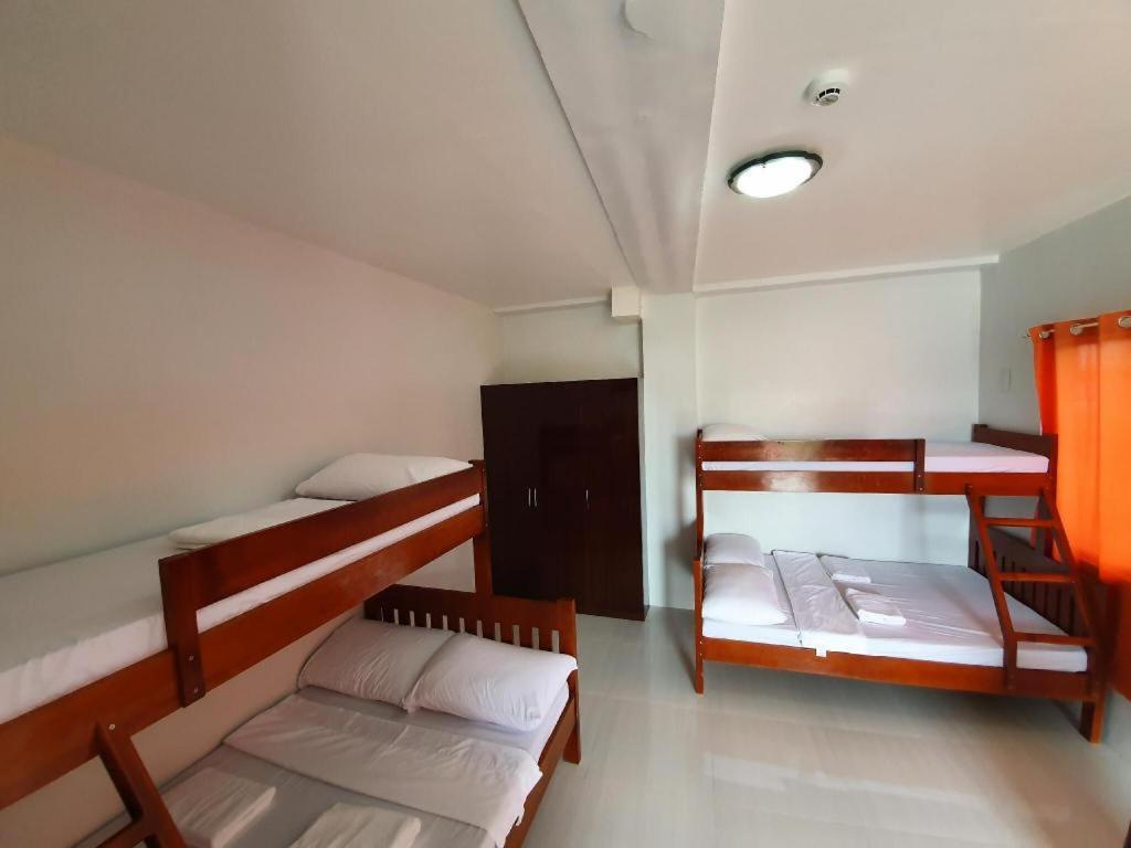 Lufian Dormitel Hostel Dumaguete City Buitenkant foto